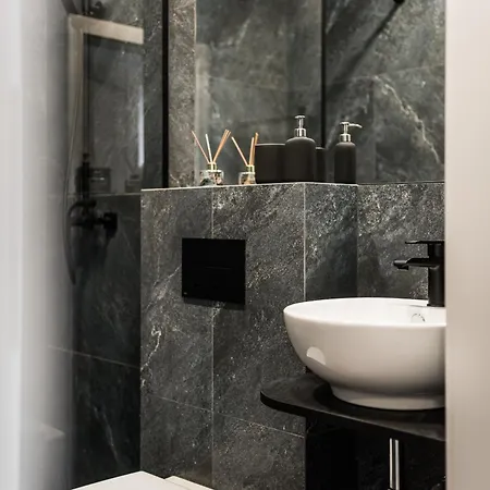 Riverra House - Panorama View Апартаменты Каунас