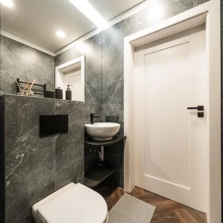 Riverra House - Panorama View * Κάουνας