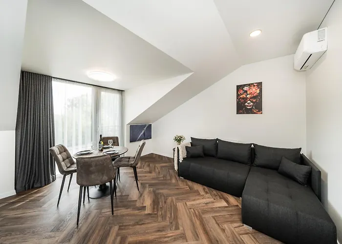 Riverra House - Panorama View